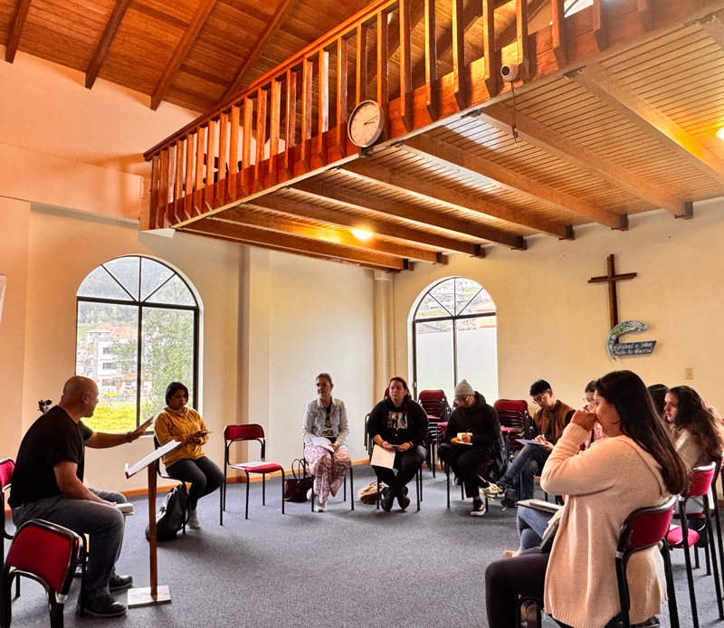 Socios con un Propósito: Una Nueva Colaboración entre SEMBEC y HopeSeed School